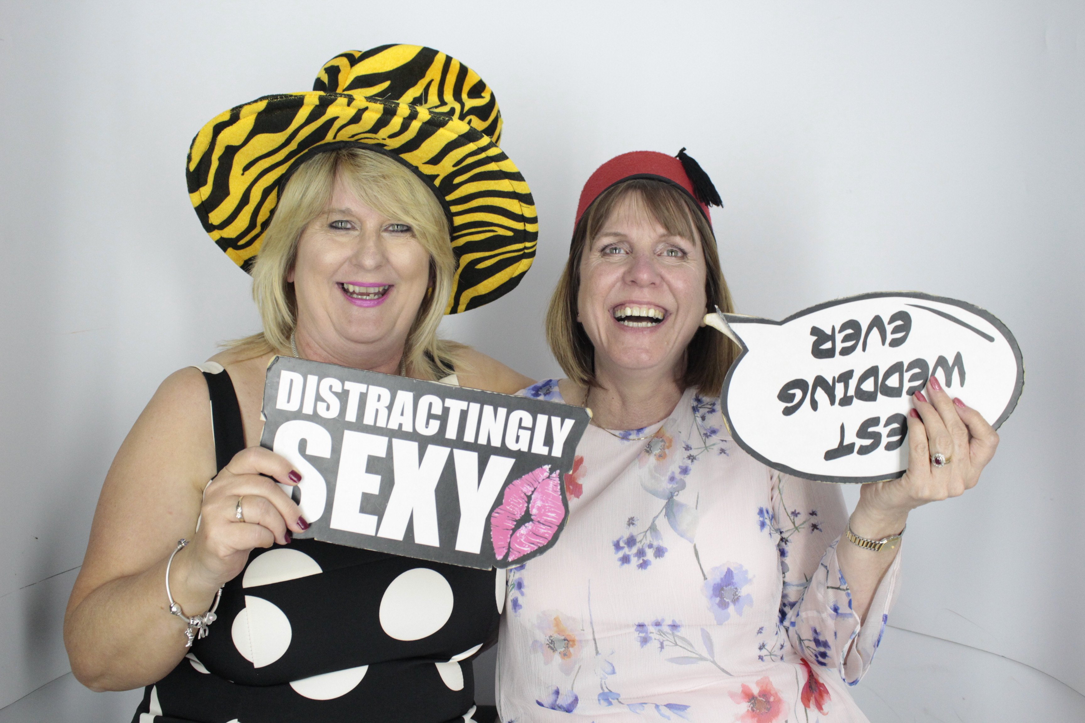 Andy & Leah's Wedding | View more photos from the event at gallery.myphotoboothexperience.co.uk/u/MyPhotoBoothExperienceLtd/Andy-Leahs-Wedding
